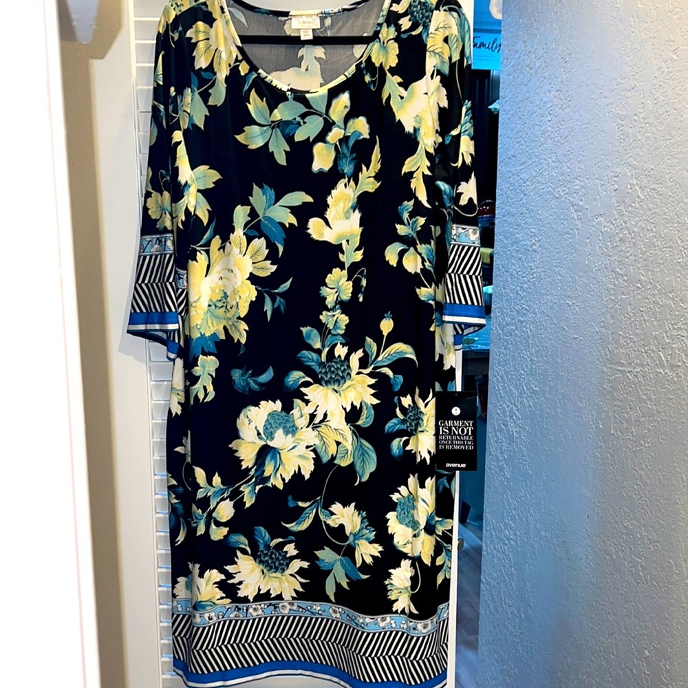 COPY - Avenue Floral print dress
